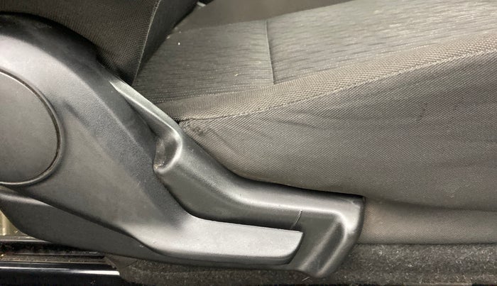 2018 Maruti Baleno DELTA 1.2 K12, Petrol, Manual, 67,219 km, Driver Side Adjustment Panel