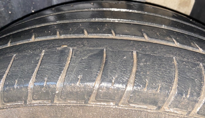 2018 Renault Captur PLATINE DIESEL , Diesel, Manual, 67,058 km, Left Rear Tyre Tread