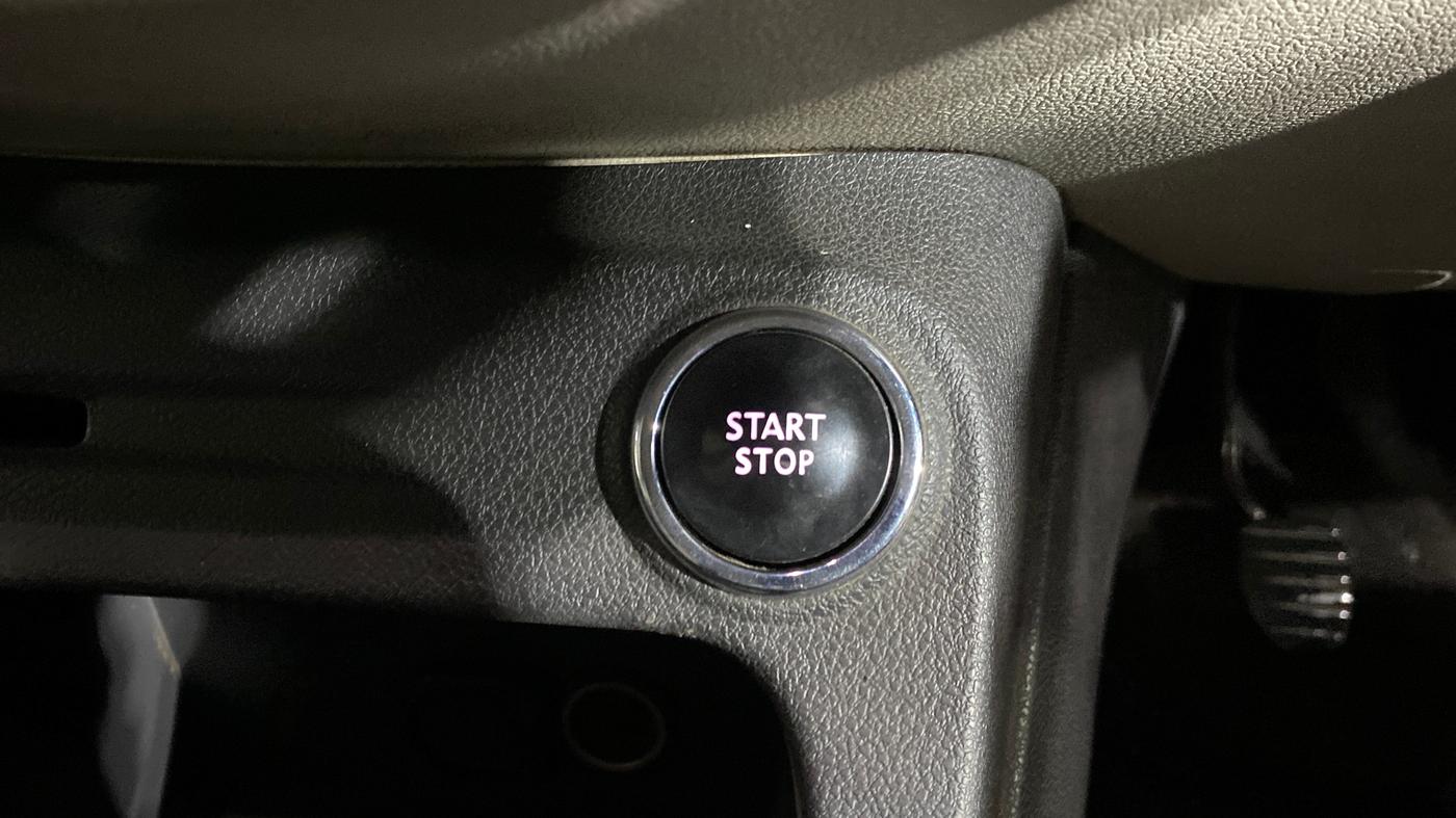 2018 Renault Captur PLATINE DIESEL , Diesel, Manual, 66,882 km, Keyless Start/ Stop Button