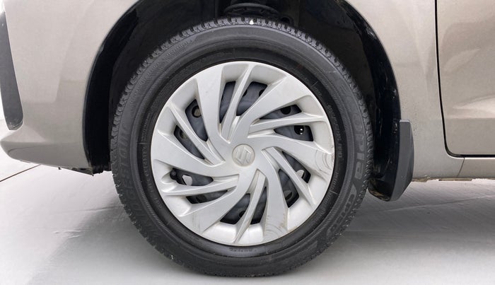 2018 Maruti Ertiga VXI SHVS, Petrol, Manual, 40,032 km, Left Front Wheel