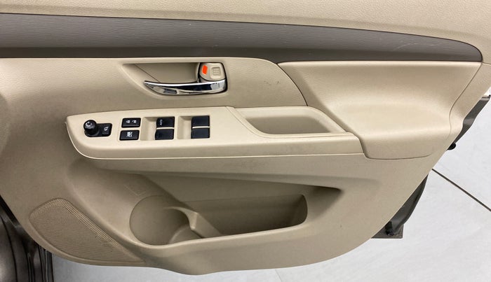 2018 Maruti Ertiga VXI SHVS, Petrol, Manual, 40,032 km, Driver Side Door Panels Control