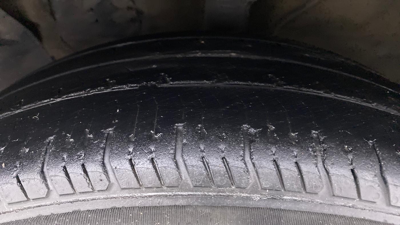 2016 Hyundai Creta 1.6 SX CRDI, Diesel, Manual, 96,692 km, Left Front Tyre Tread