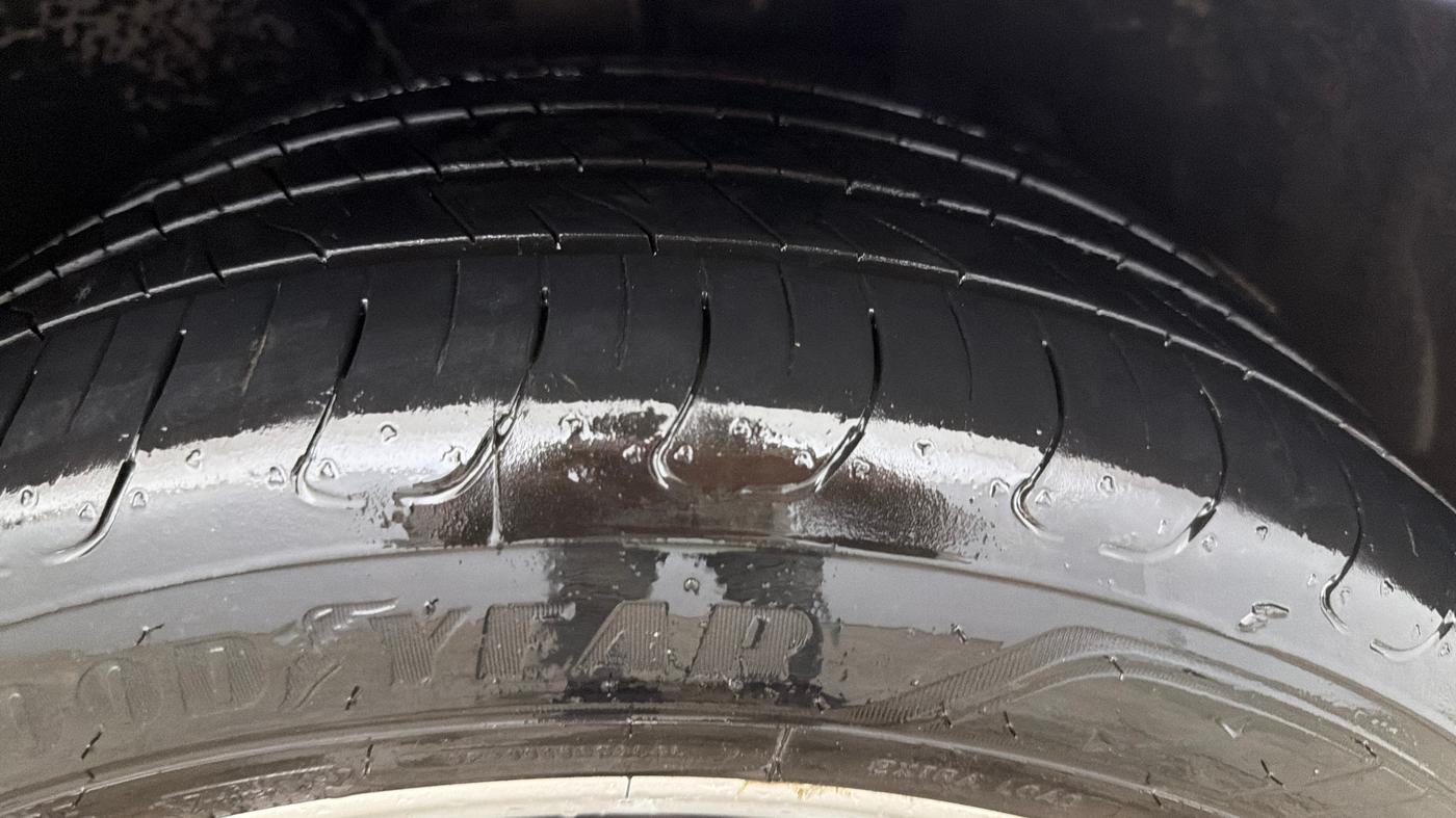 2022 Audi A4 40 TFSI  PREMIUM PLUS, Petrol, Automatic, 42,960 km, Right Front Tyre Tread