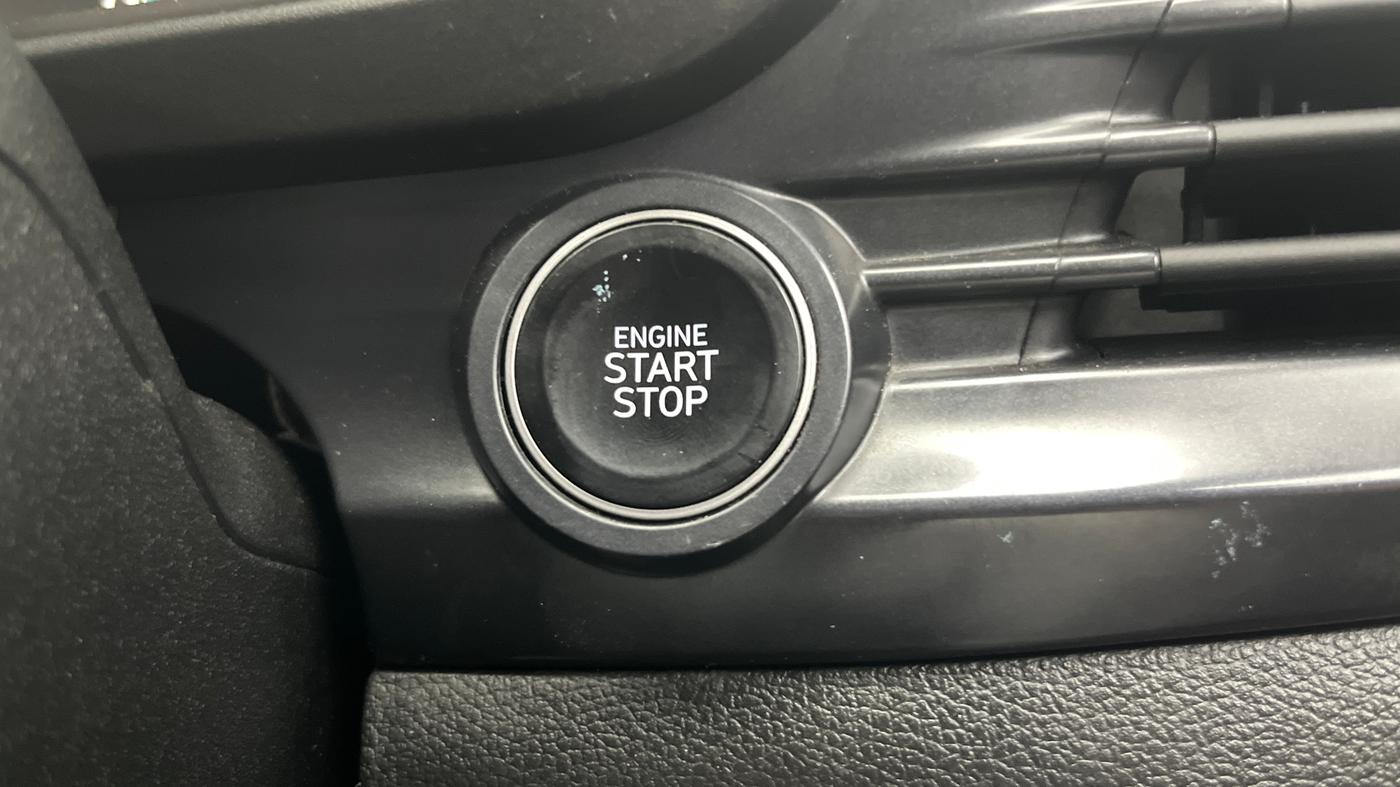 2021 Hyundai NEW I20  ASTA 1.0 TURBO IMT DUAL TONE, Petrol, Manual, 38,124 km, Keyless Start/ Stop Button