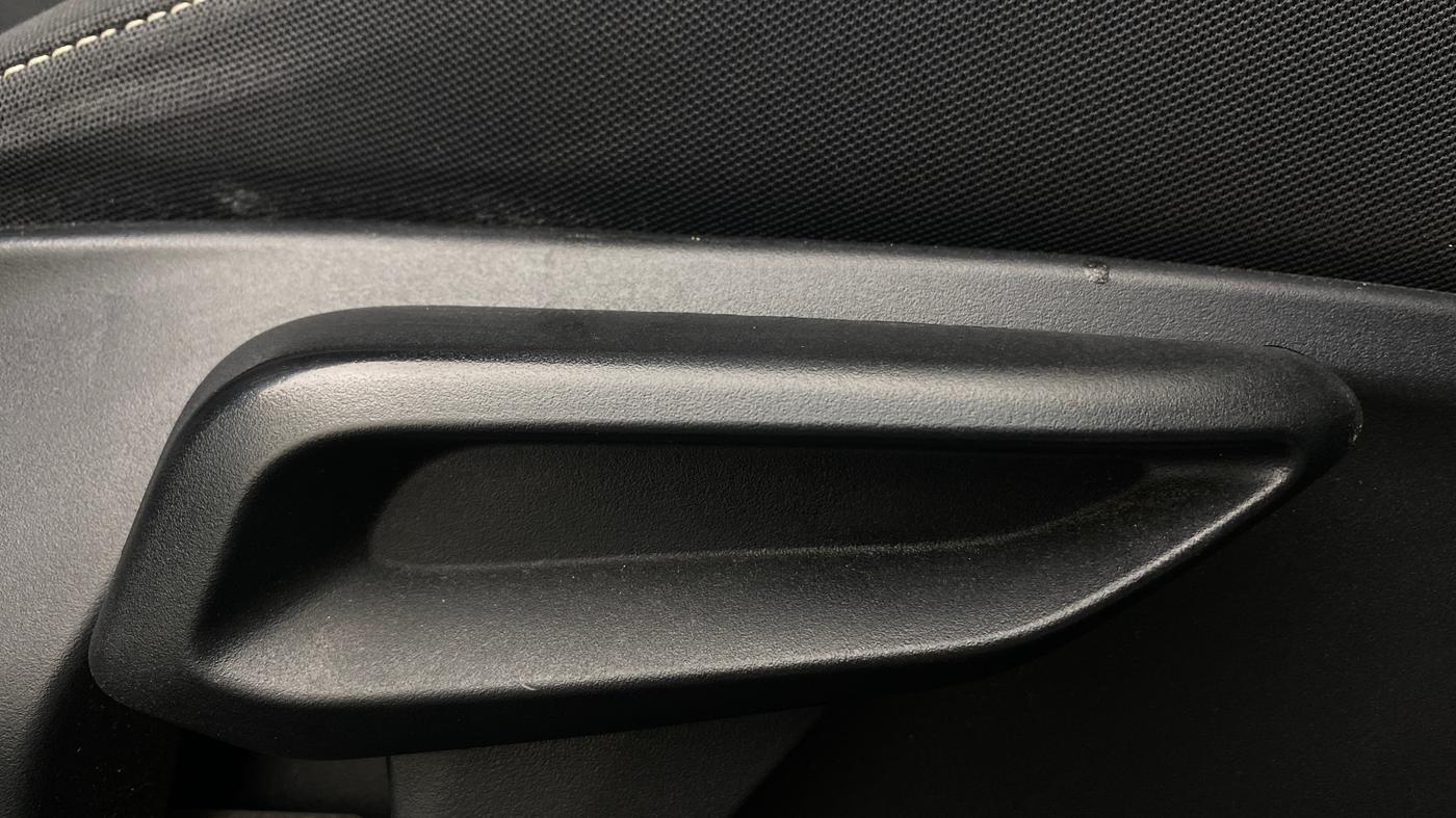 2024 Tata NEXON CREATIVE + SUNROOF 1.2 PETROL, Petrol, Manual, 32,842 km, Driver Side Adjustment Panel