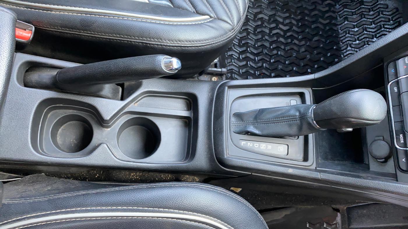 2020 Maruti Vitara Brezza ZXI PLUS AT SHVS, Petrol, Automatic, 68,952 km, Gear Lever