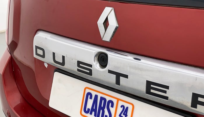 2014 Renault Duster RXL PETROL 104, Petrol, Manual, 54,913 km, Dicky (Boot door) - Slightly dented