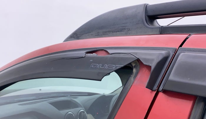 2014 Renault Duster RXL PETROL 104, Petrol, Manual, 54,913 km, Front passenger door - Door visor damaged