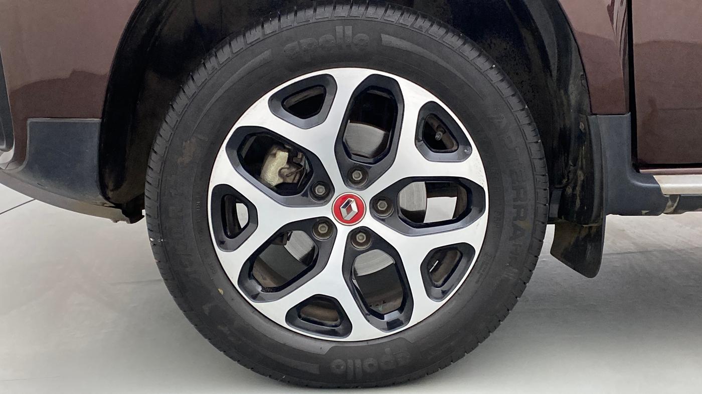 2021 Renault Duster RXZ CVT 1.3 TURBO, Petrol, Automatic, 8,155 km, Left Front Wheel