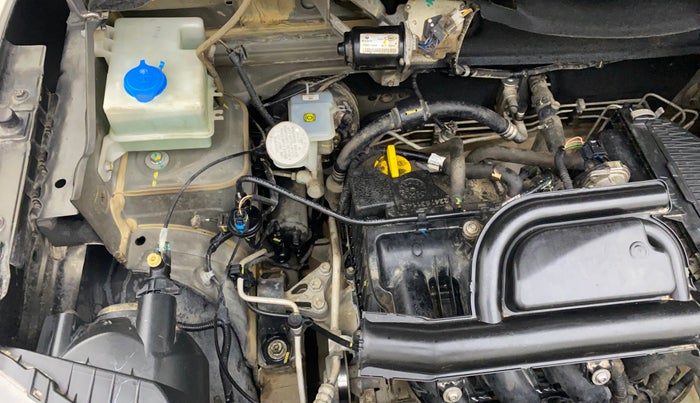 2019 Renault Kwid RXT 1.0 AMT (O), Petrol, Automatic, 70,118 km, Engine View - Right