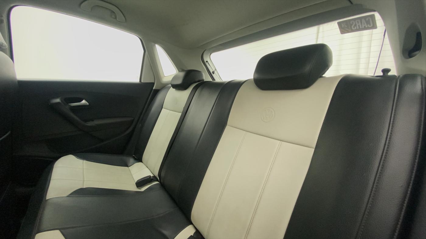 2014 Volkswagen Polo GT TSI AT, Petrol, Automatic, 66,729 km, Right Side Rear Door Cabin