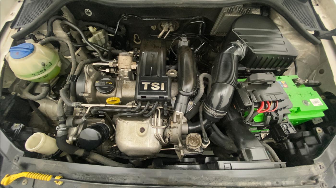 2014 Volkswagen Polo GT TSI AT, Petrol, Automatic, 66,729 km, Open Bonet