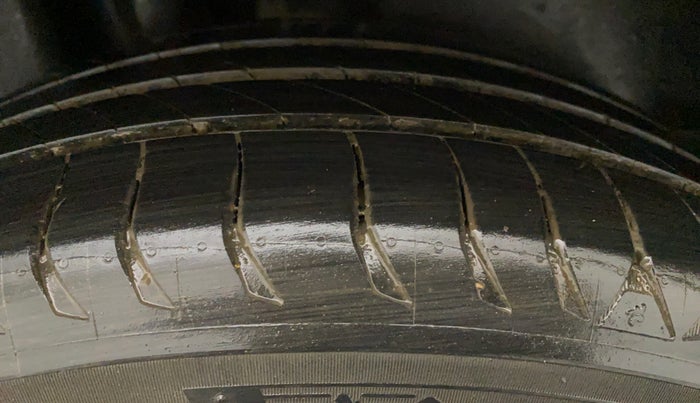 2014 Volkswagen Polo GT TSI AT, Petrol, Automatic, 66,729 km, Left Rear Tyre Tread