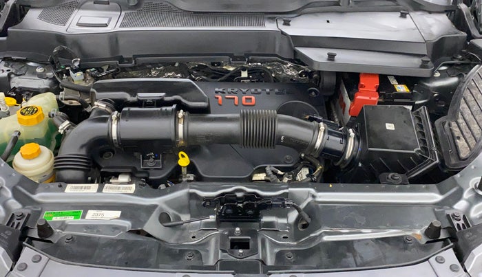 2023 Tata Safari XT, Diesel, Manual, 17,520 km, Open Bonet