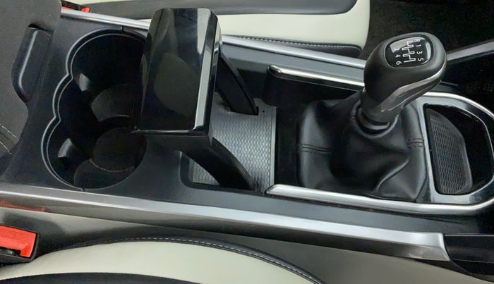 2023 Tata Safari XT, Diesel, Manual, 17,520 km, Gear Lever
