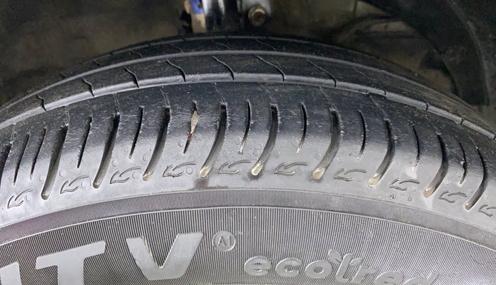 2020 Maruti Baleno DELTA PETROL 1.2, Petrol, Manual, 35,053 km, Right Front Tyre Tread