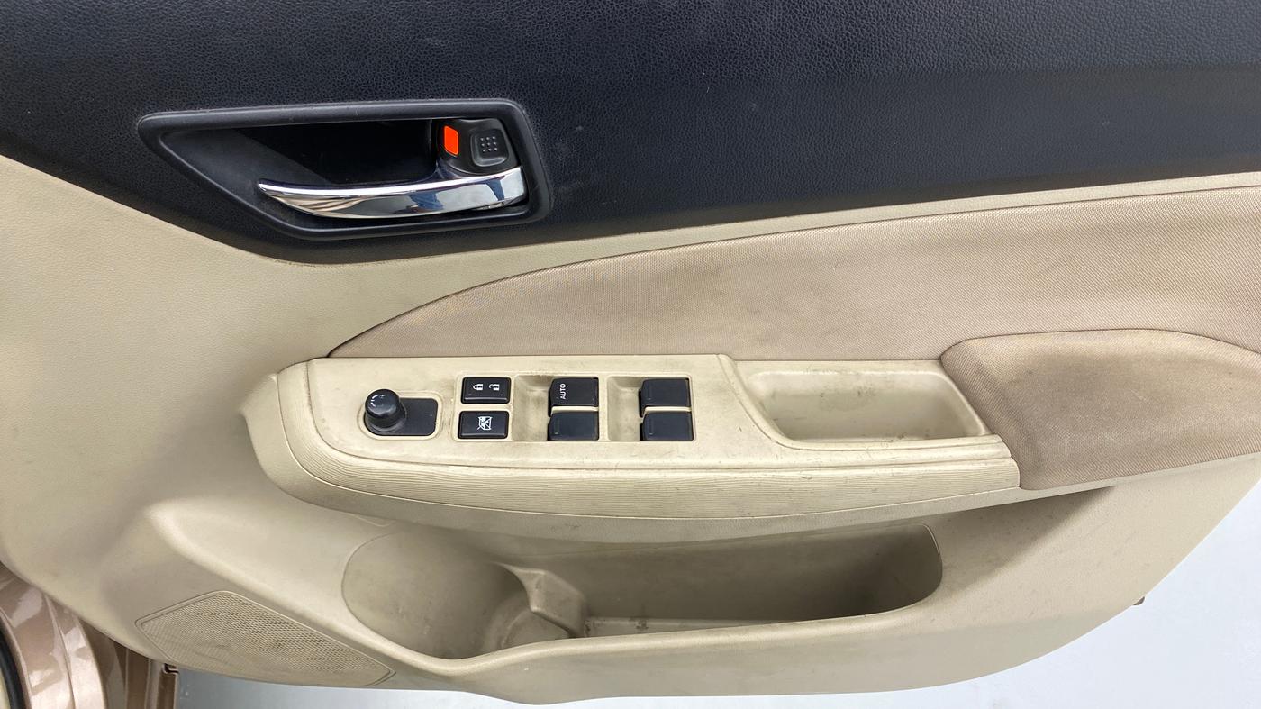 2018 Maruti Dzire VXI, Petrol, Manual, 25,471 km, Driver Side Door Panels Control