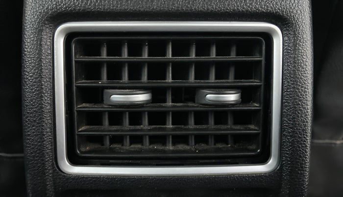 2018 Volkswagen Vento HIGHLINE 1.5 AT, Diesel, Automatic, 63,290 km, Rear AC Vents