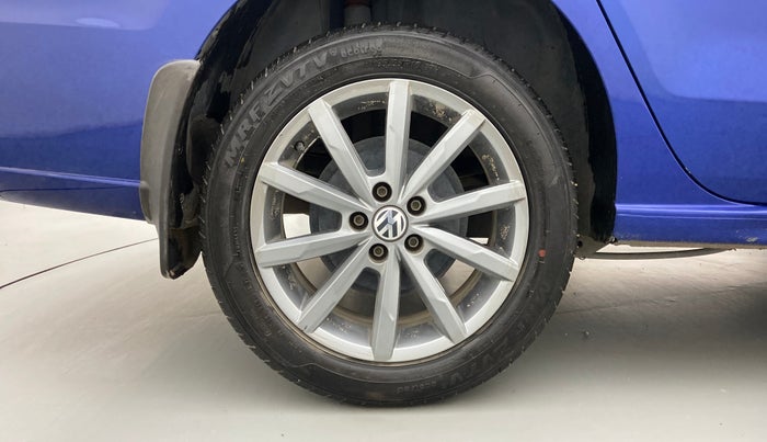 2018 Volkswagen Vento HIGHLINE 1.5 AT, Diesel, Automatic, 63,290 km, Right Rear Wheel