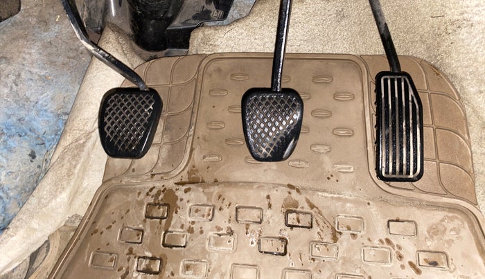 2013 Honda Amaze 1.5L I-DTEC VX, Diesel, Manual, 1,13,330 km, Pedals