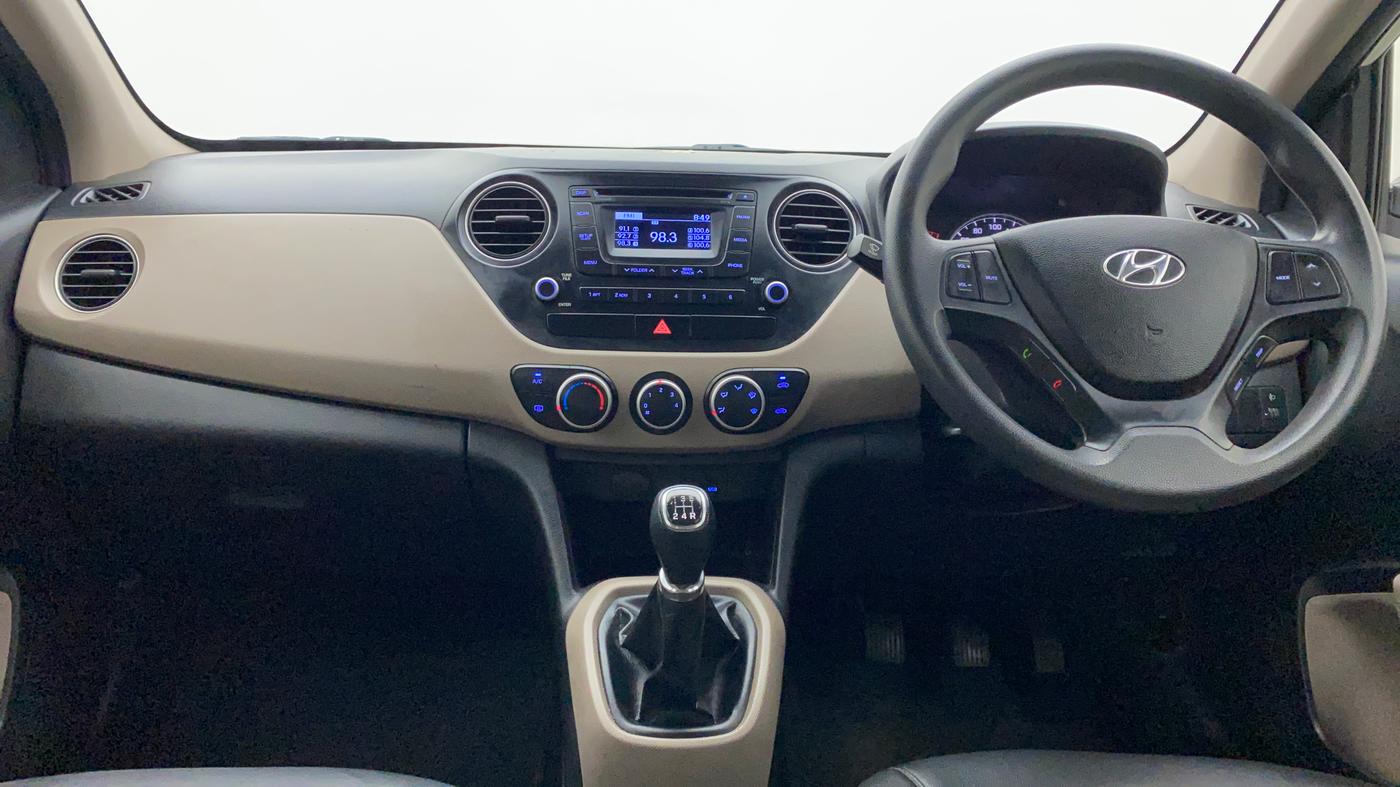 2015 Hyundai Grand i10 SPORTZ 1.2 KAPPA VTVT, Petrol, Manual, 49,429 km, Dashboard