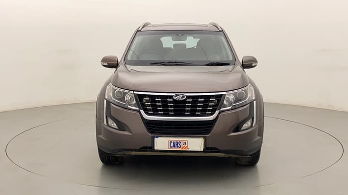 2018 Mahindra XUV500 W11 AT, Diesel, Automatic, 1,27,342 km, Front