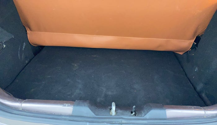 2017 Tata Tiago XZ PETROL, Petrol, Manual, 63,528 km, Boot Inside