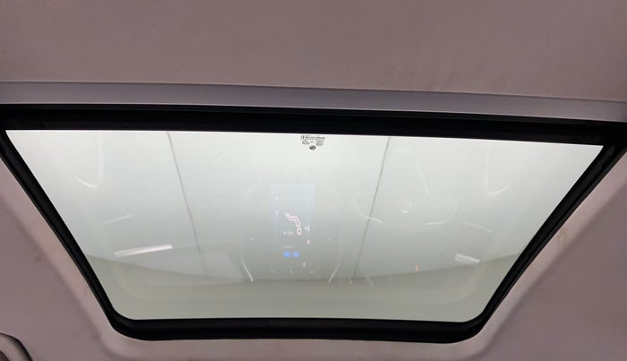 2020 MG HECTOR SHARP 2.0 DIESEL DUAL TONE, Diesel, Manual, 35,174 km, Moonroof/ Sunroof