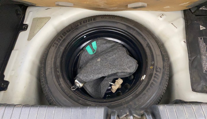 2019 Hyundai Elite i20 SPORTZ PLUS 1.2 DUAL TONE, Petrol, Manual, 52,549 km, Spare Tyre