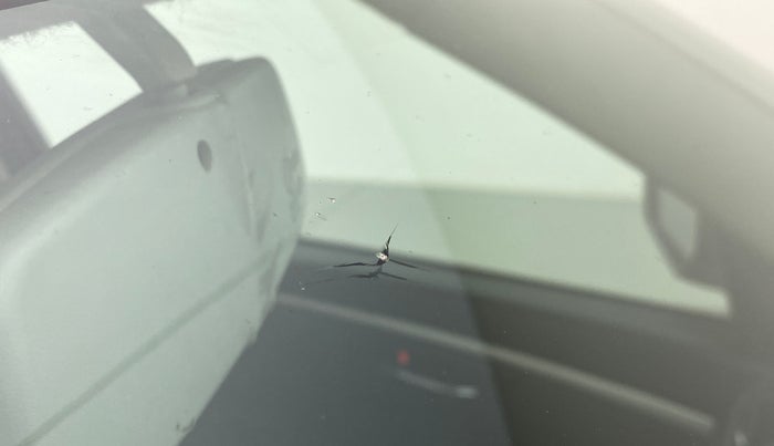 2013 Maruti Swift VXI, Petrol, Manual, 31,742 km, Front windshield - Minor spot on windshield