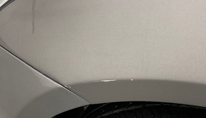 2013 Maruti Swift VXI, Petrol, Manual, 31,742 km, Left fender - Minor scratches