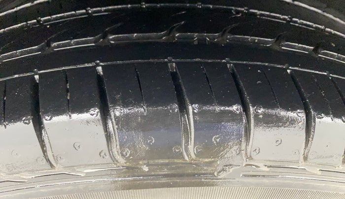 2017 Hyundai Creta E PLUS 1.6 PETROL, Petrol, Manual, 39,630 km, Right Rear Tyre Tread