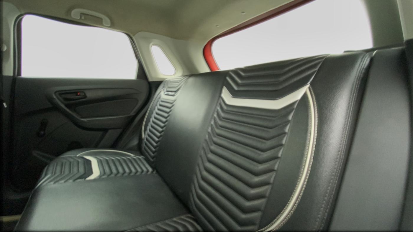 2018 Maruti Vitara Brezza LDI, Diesel, Manual, 75,647 km, Right Side Rear Door Cabin