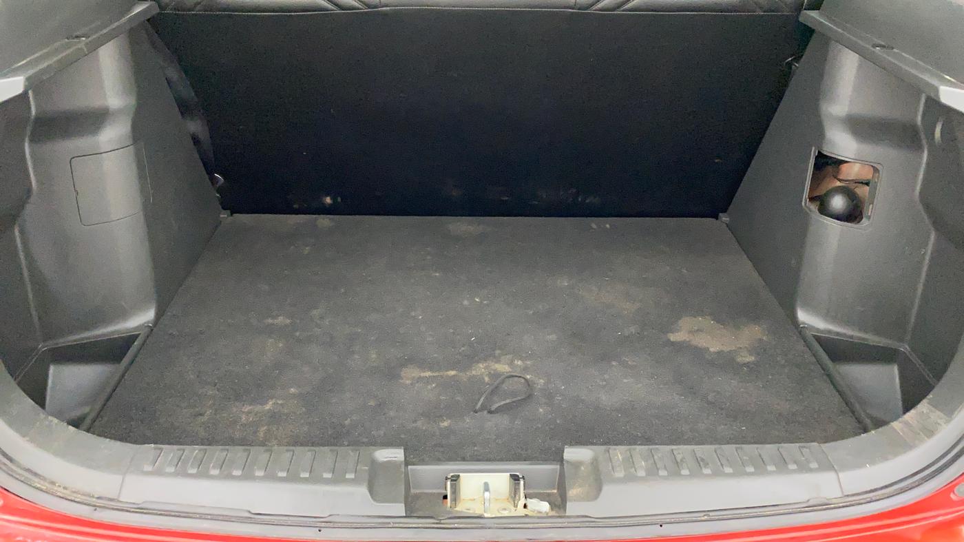 2018 Maruti Vitara Brezza LDI, Diesel, Manual, 75,647 km, Boot Inside