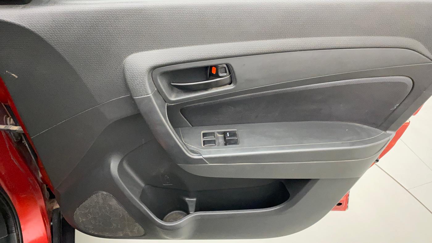 2018 Maruti Vitara Brezza LDI, Diesel, Manual, 75,647 km, Driver Side Door Panels Control
