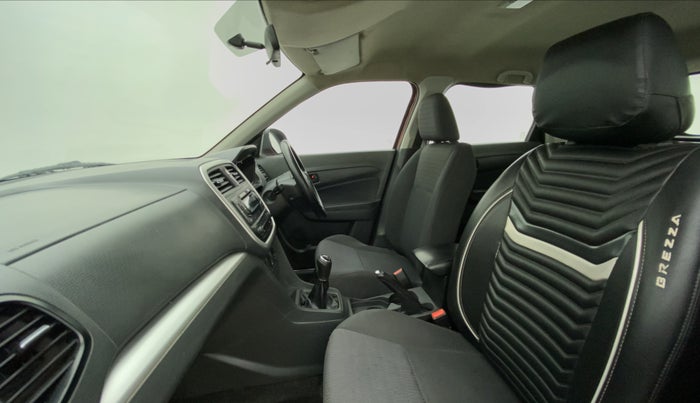 2018 Maruti Vitara Brezza LDI, Diesel, Manual, 75,647 km, Right Side Front Door Cabin