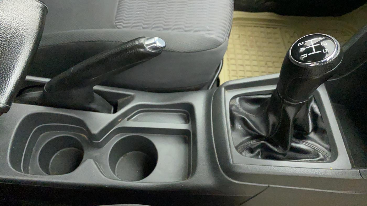 2018 Maruti Vitara Brezza LDI, Diesel, Manual, 75,647 km, Gear Lever