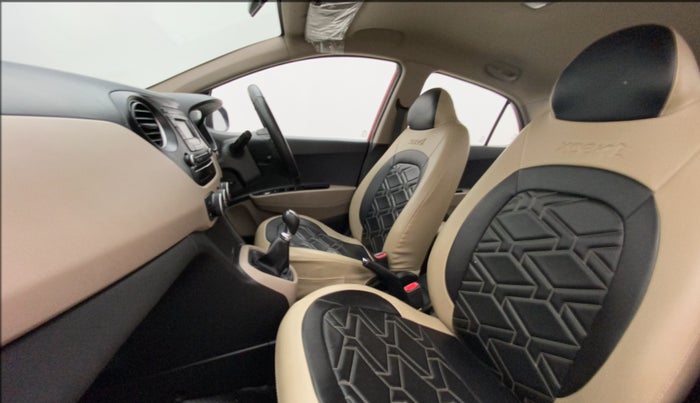 2018 Hyundai Xcent S 1.2, Petrol, Manual, 81,227 km, Right Side Front Door Cabin