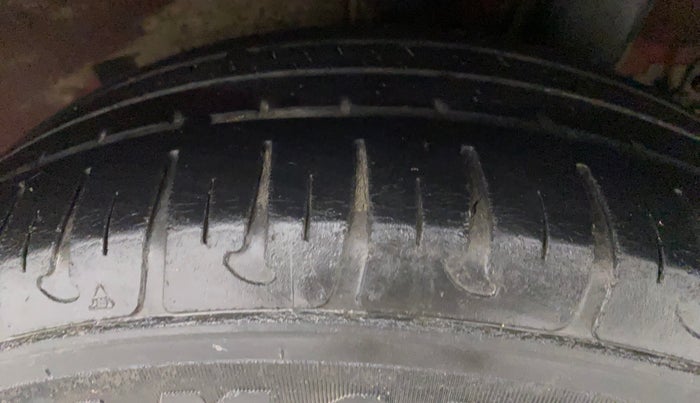 2018 Hyundai Xcent S 1.2, Petrol, Manual, 81,227 km, Left Rear Tyre Tread