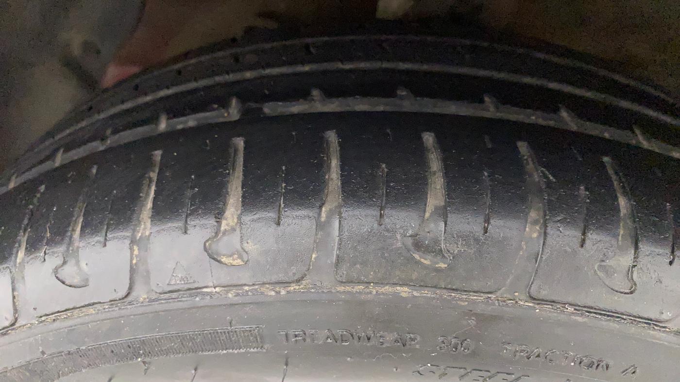 2018 Hyundai Xcent S 1.2, Petrol, Manual, 81,227 km, Left Front Tyre Tread