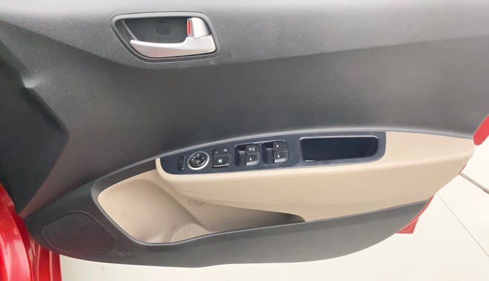 2018 Hyundai Xcent S 1.2, Petrol, Manual, 81,227 km, Driver Side Door Panels Control