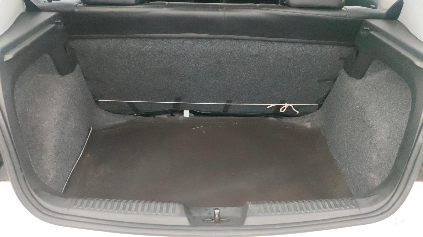 2020 Volkswagen Polo TRENDLINE 1.0L, Petrol, Manual, 80,392 km, Boot Inside