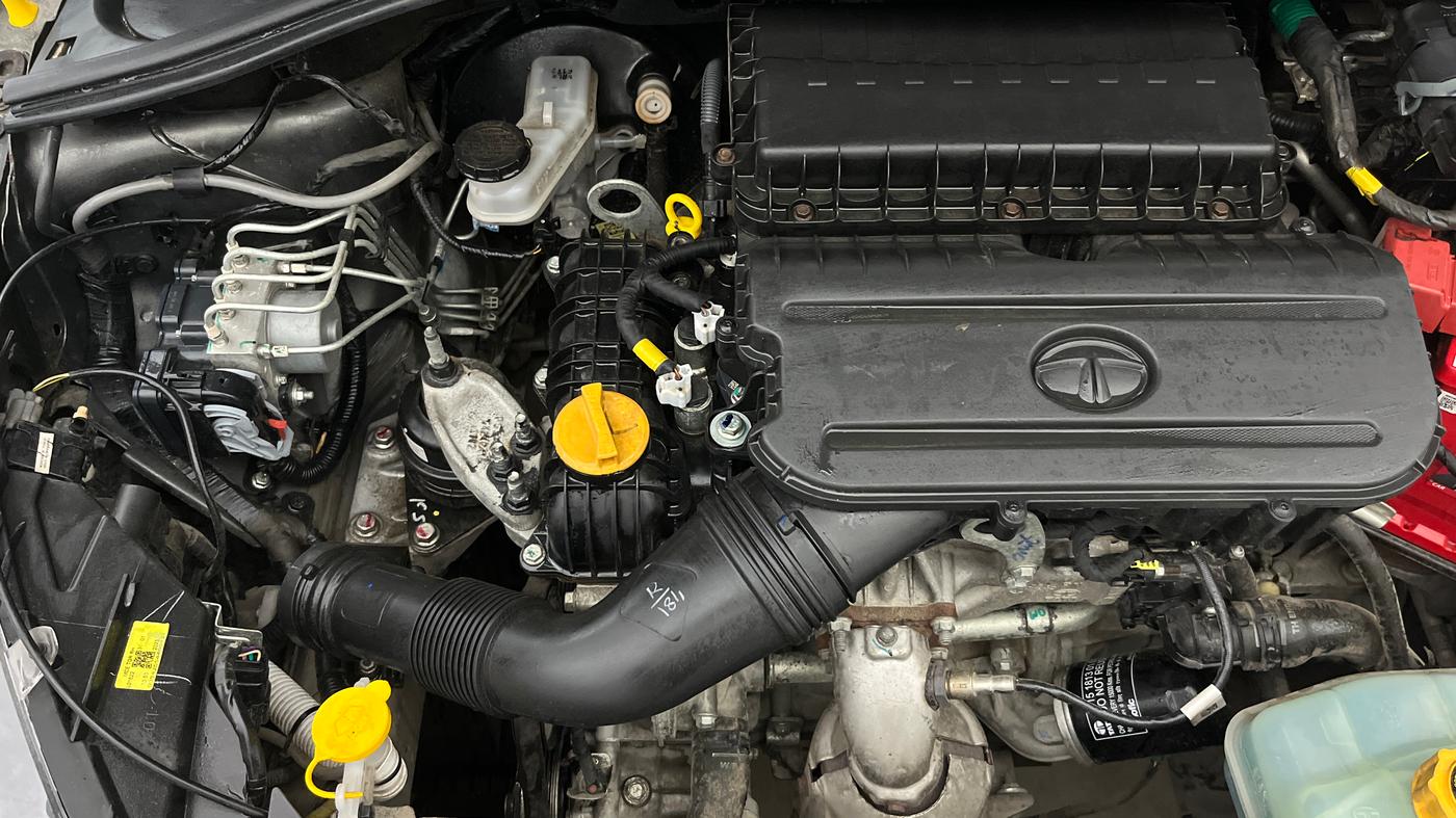 2023 Tata Tiago XZA PLUS PETROL, Petrol, Automatic, 9,447 km, Engine View - Right