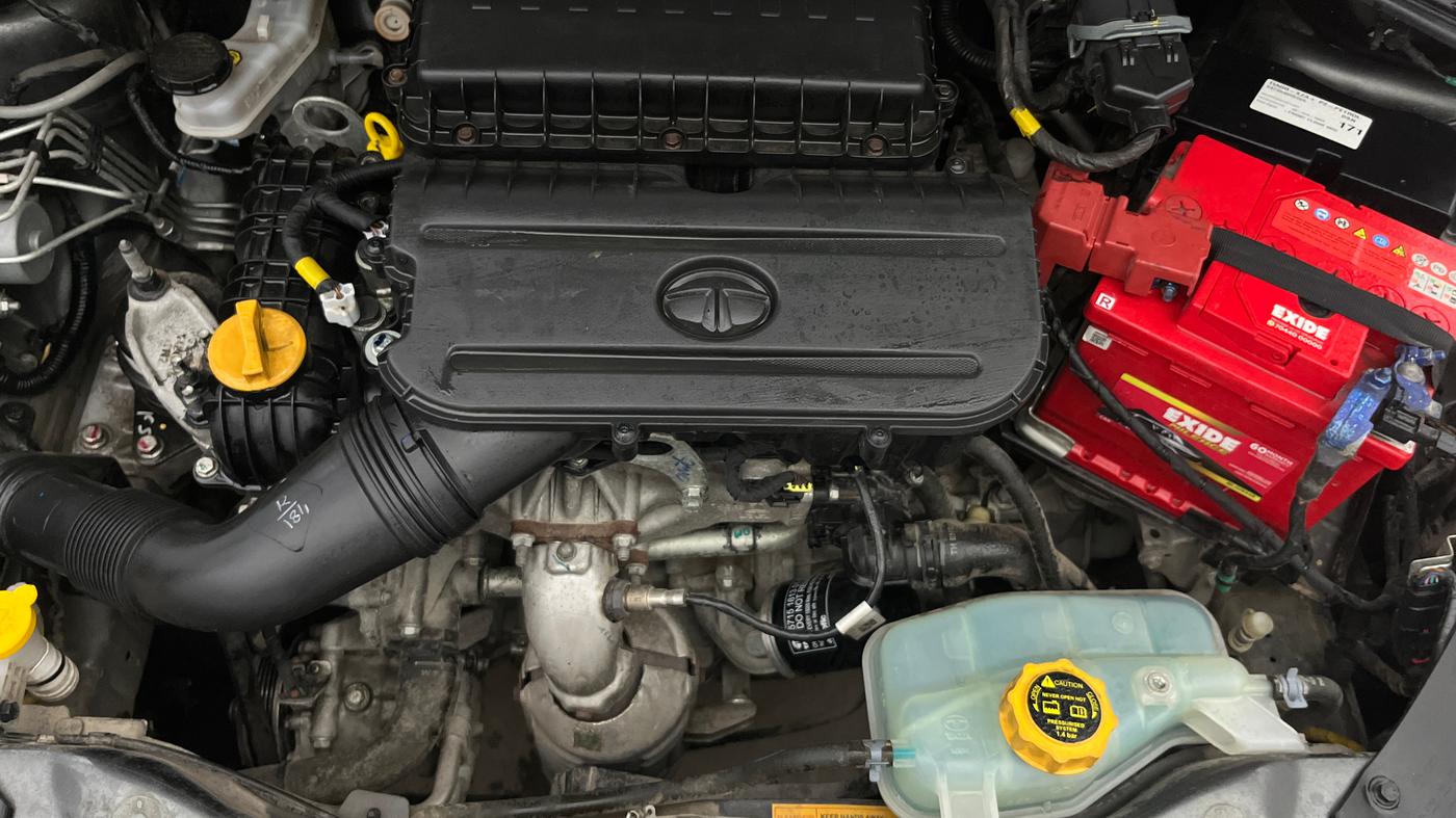 2023 Tata Tiago XZA PLUS PETROL, Petrol, Automatic, 9,447 km, Engine View