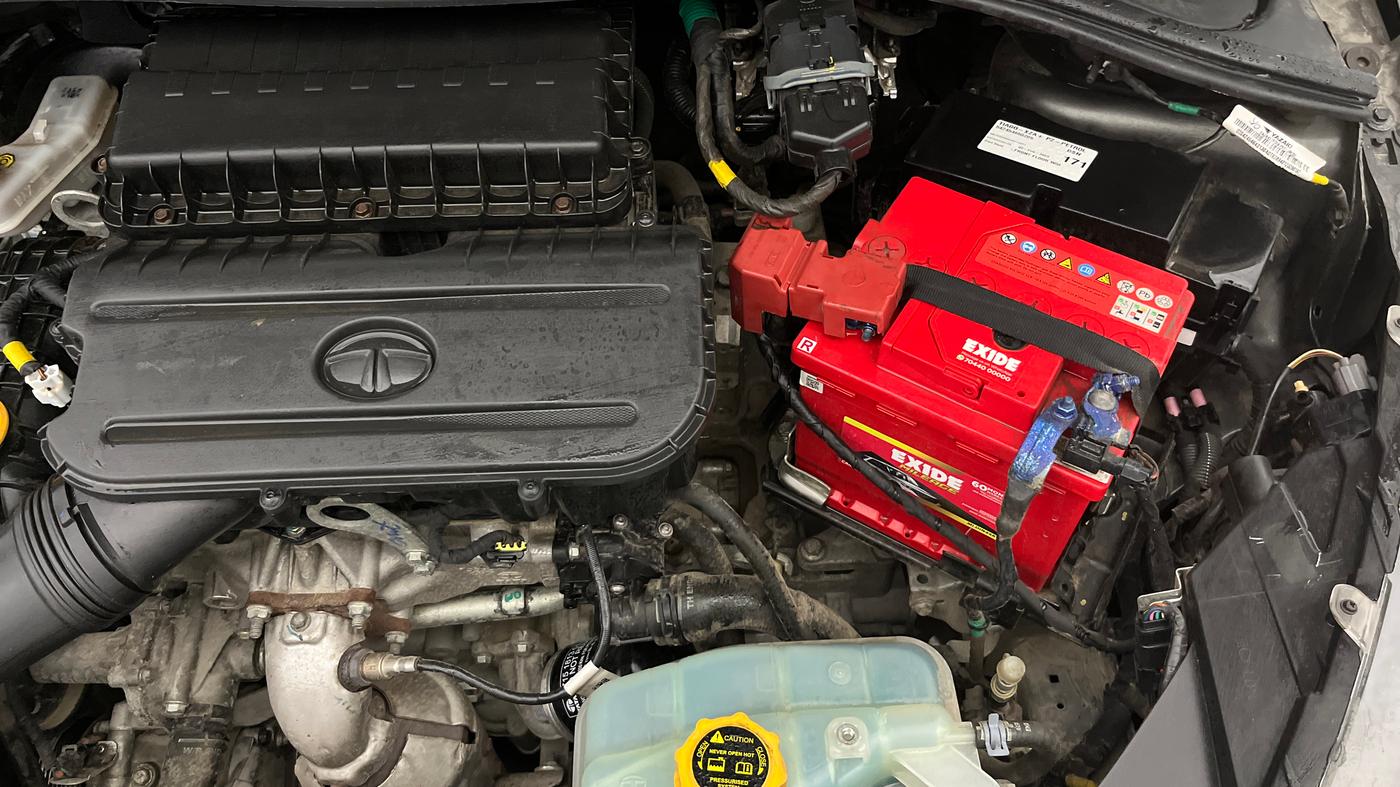 2023 Tata Tiago XZA PLUS PETROL, Petrol, Automatic, 9,447 km, Engine View - Left
