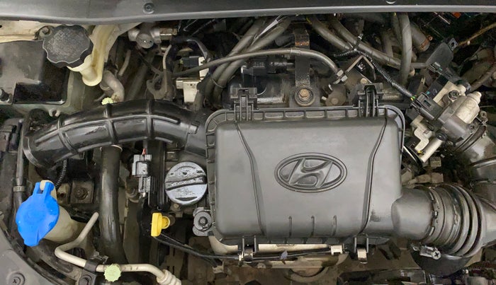 2014 Hyundai i10 MAGNA 1.1, CNG, Manual, 27,578 km, Engine View - Right