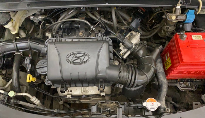 2014 Hyundai i10 MAGNA 1.1, CNG, Manual, 27,578 km, Engine View