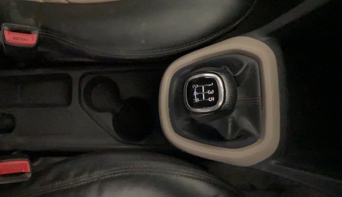 2016 Hyundai Grand i10 SPORTZ 1.2 KAPPA VTVT, Petrol, Manual, 85,558 km, Gear Lever