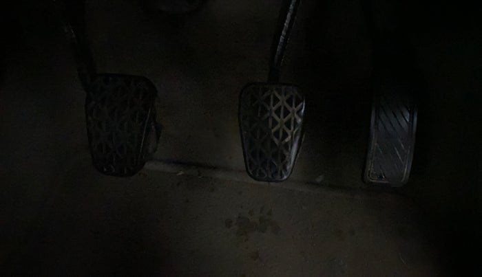 2016 Ford Figo Aspire TREND 1.2 PETROL, Petrol, Manual, 42,969 km, Pedals