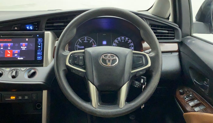 2018 Toyota Innova Crysta 2.8 GX AT 7 STR, Diesel, Automatic, 90,143 km, Steering Wheel Close Up